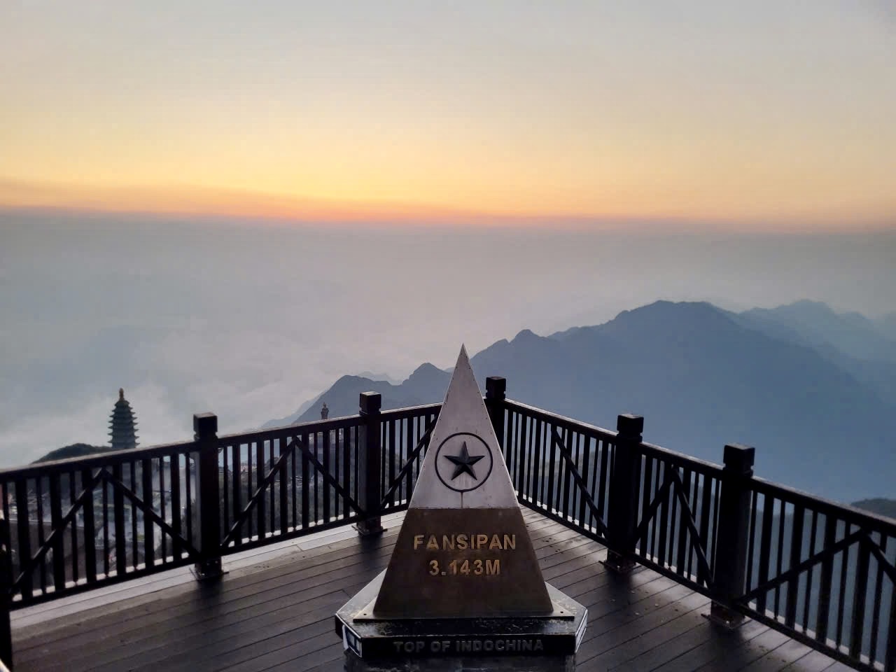 Sunrise view from the Fansipan summit